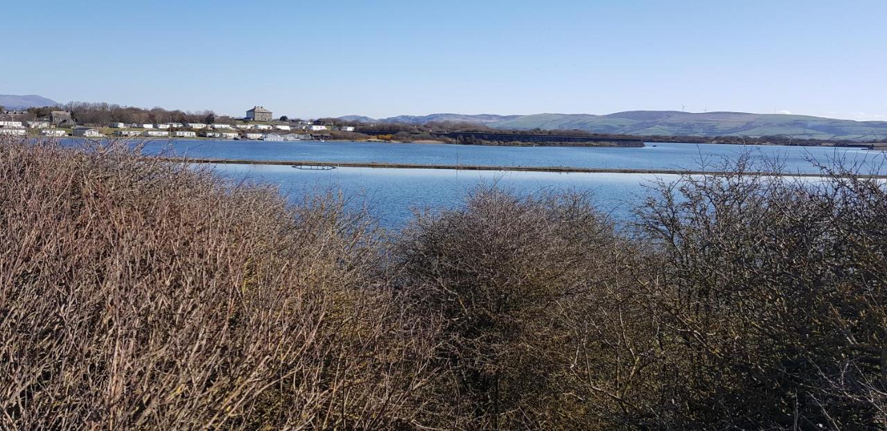 Port Haverigg Marina Village Милъм Екстериор снимка
